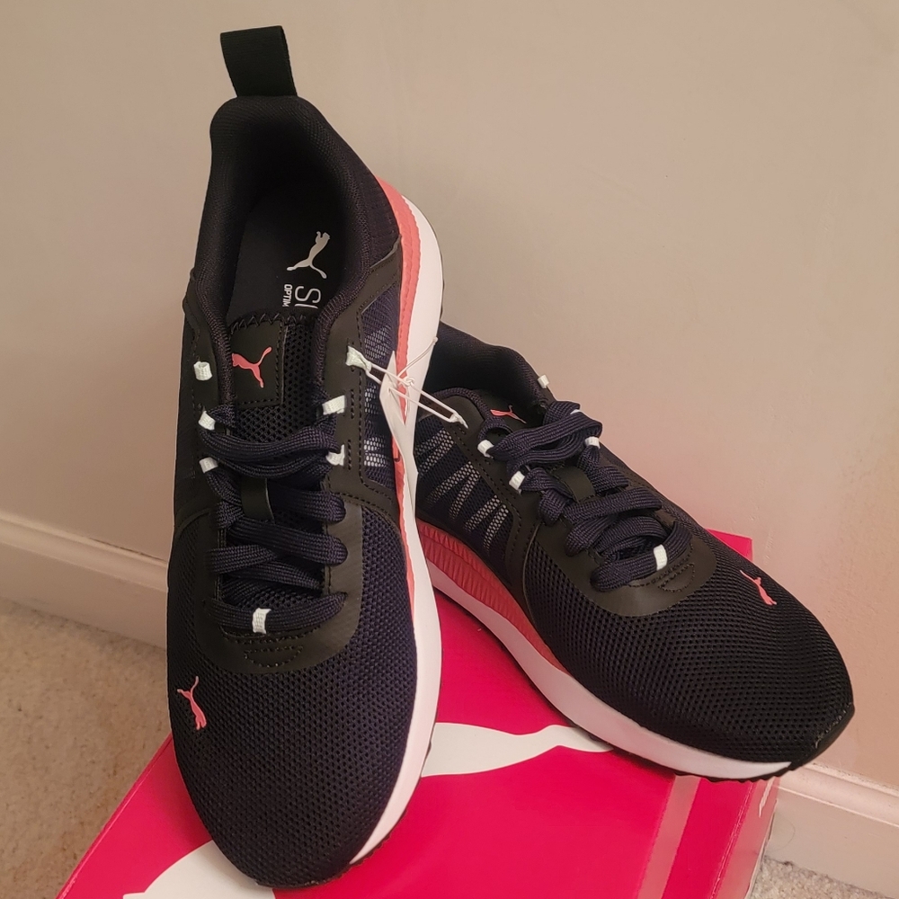 Brand new Pumas